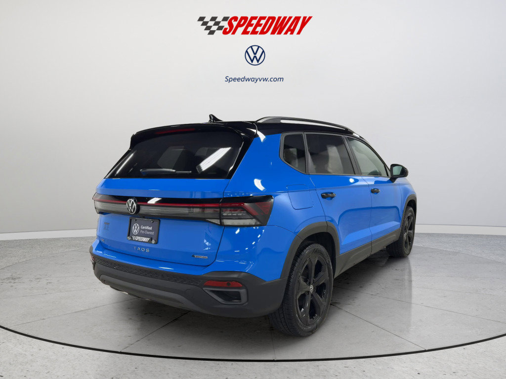Used 2025 Volkswagen Taos SE AWD/4WD image 6