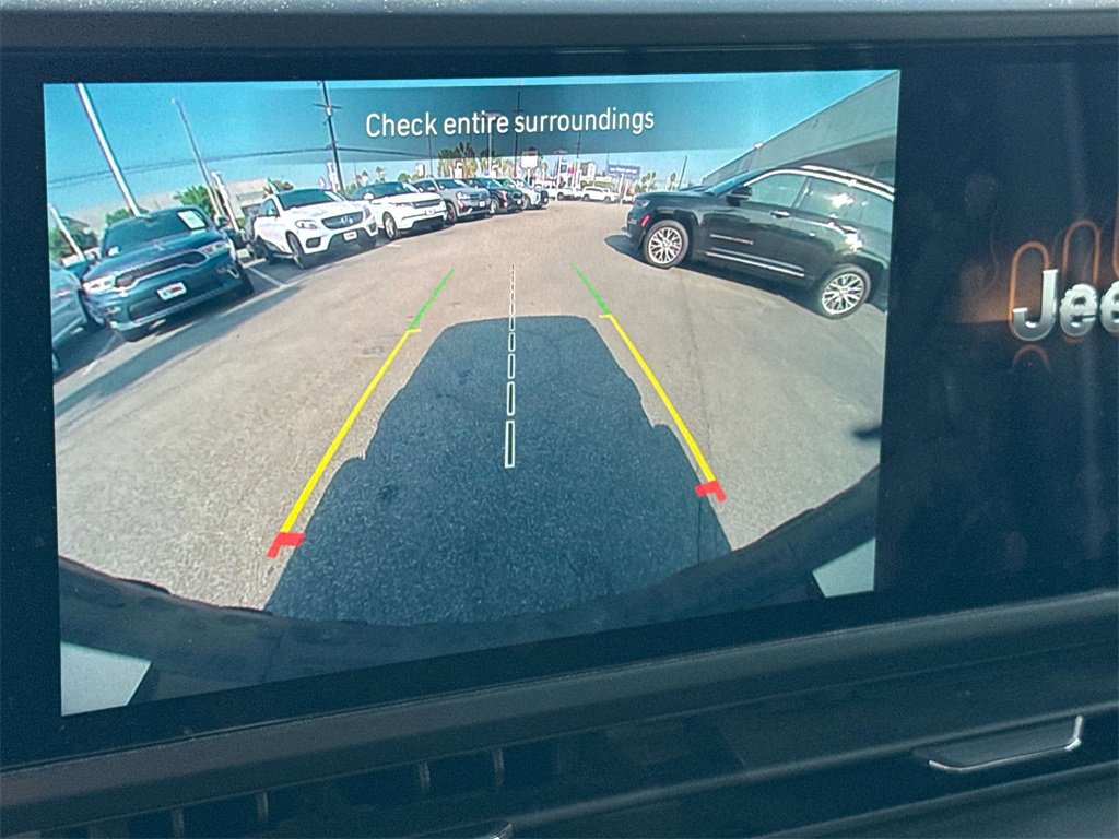 Used 2024 Jeep Wrangler Unlimited Rubicon 4xe image 28