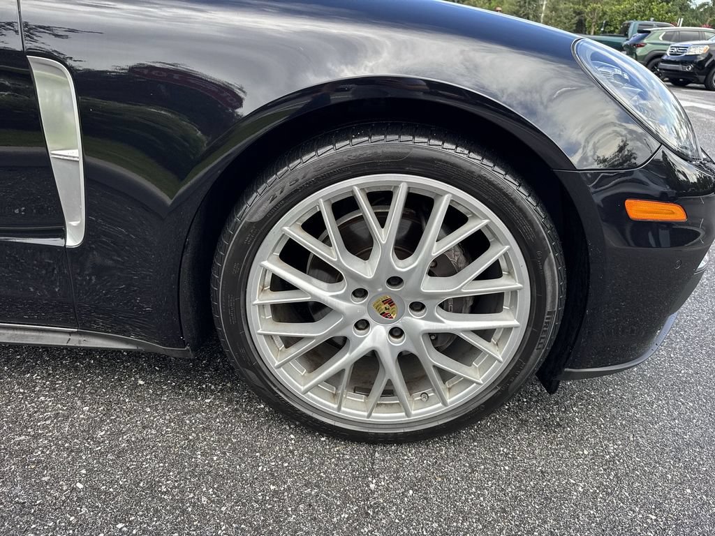Used 2018 Porsche Panamera 4 Executive AWD/4WD image 59