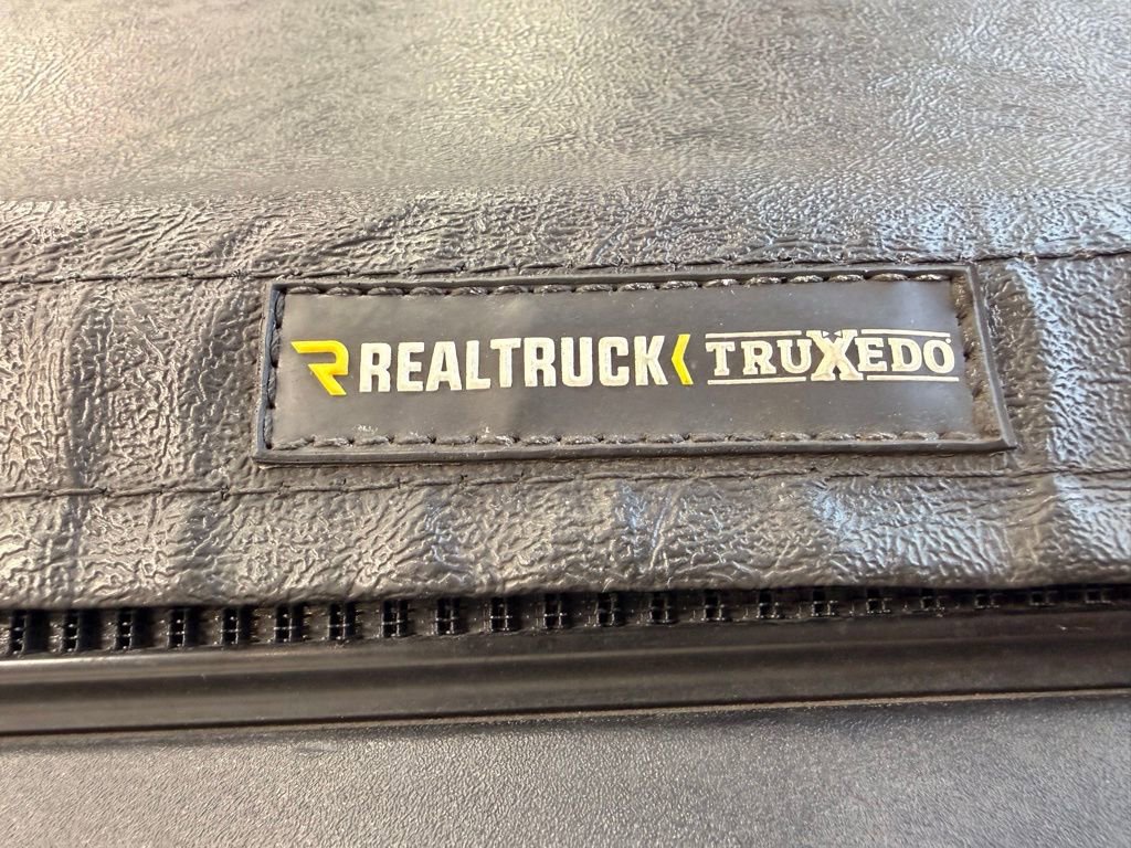 Used 2022 Chevrolet Silverado 2500 High Country w/ Z71 Off-Road Package AWD/4WD image 16