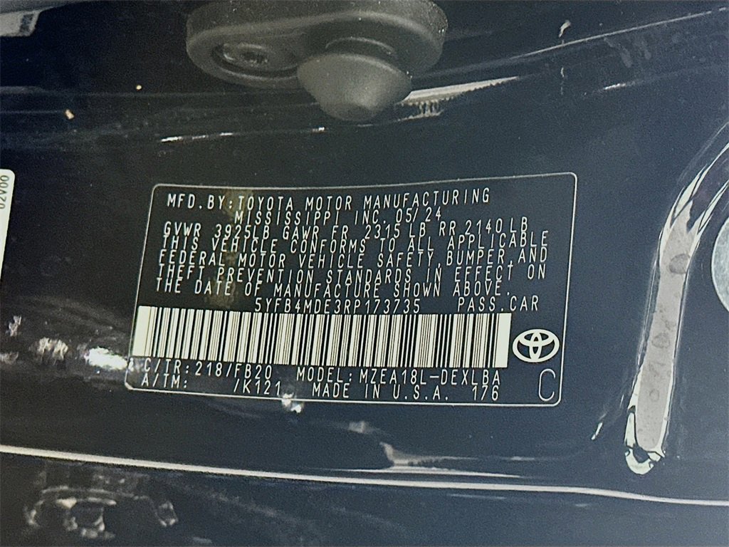 Used 2024 Toyota Corolla LE image 33