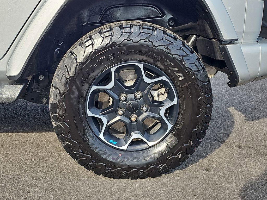 Used 2022 Jeep Wrangler Unlimited Sahara image 38