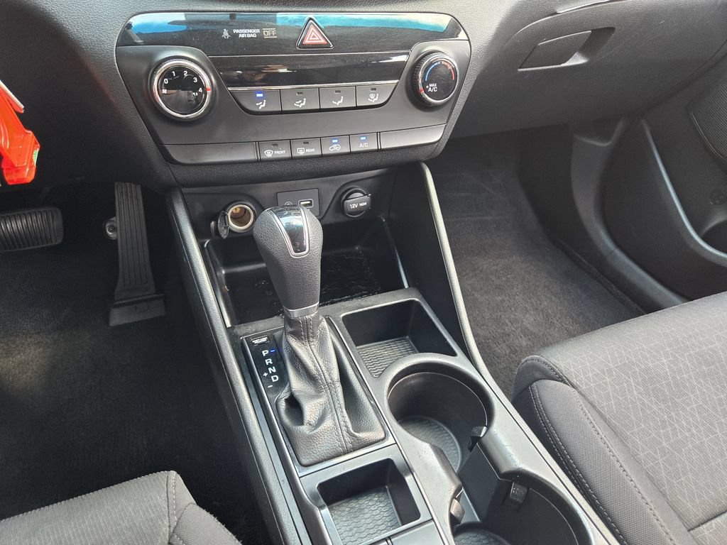 Used 2016 Hyundai Tucson SE w/ Option Group 02 FWD image 17
