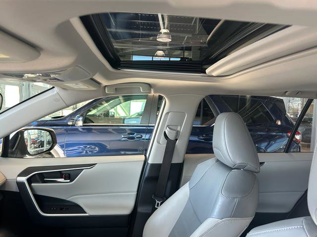 Used 2019 Toyota RAV4 XLE Premium w/ Cold Weather Package image 15