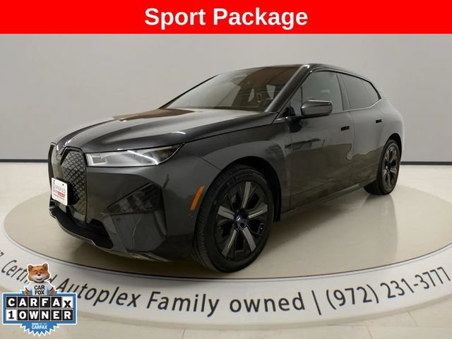Used 2023 BMW iX xDrive50 AWD/4WD image 1