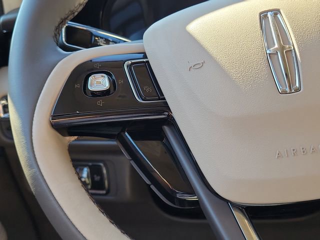 Certified 2024 Lincoln Corsair FWD image 14