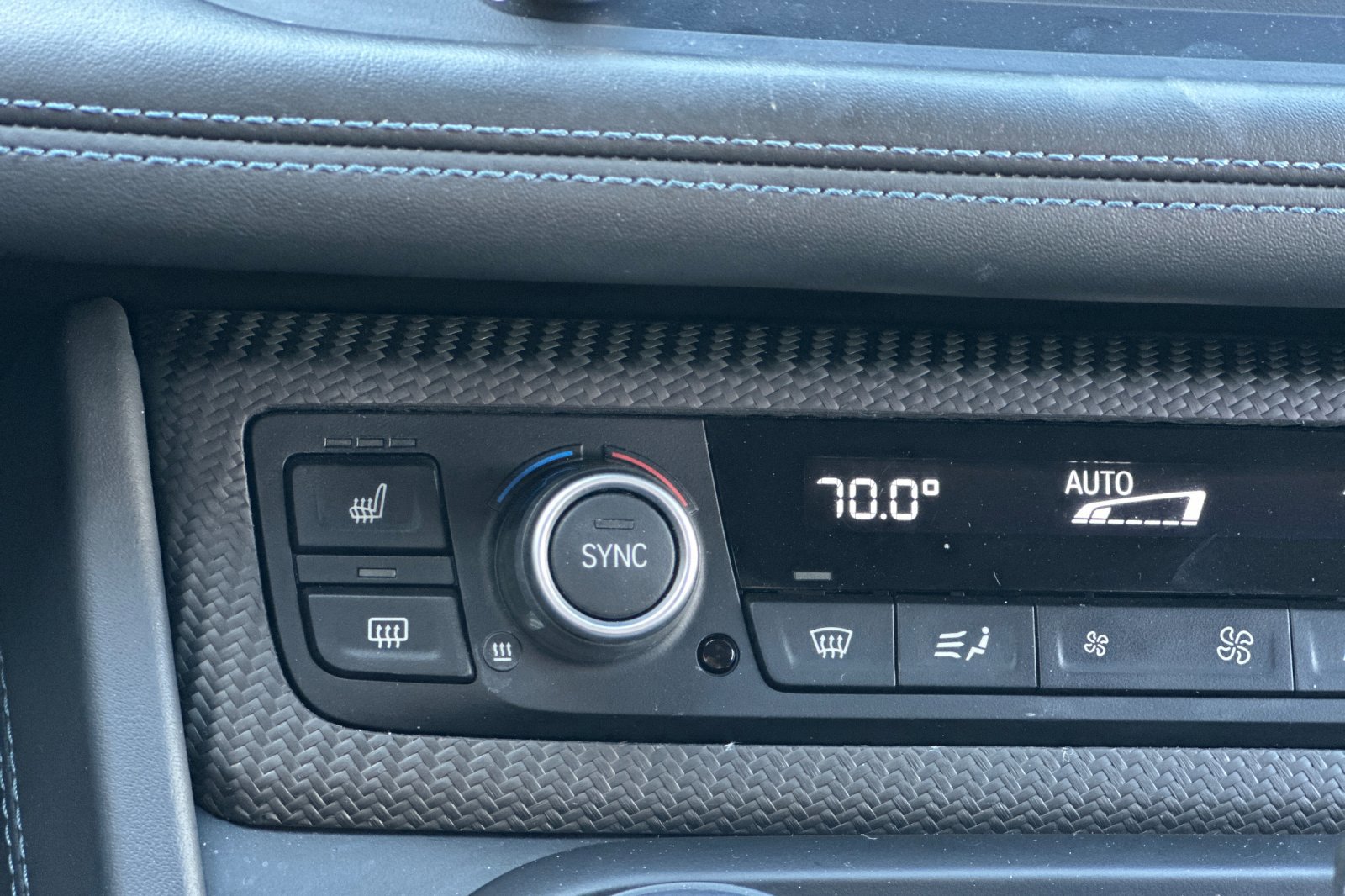 Used 2020 BMW i8 Coupe image 28