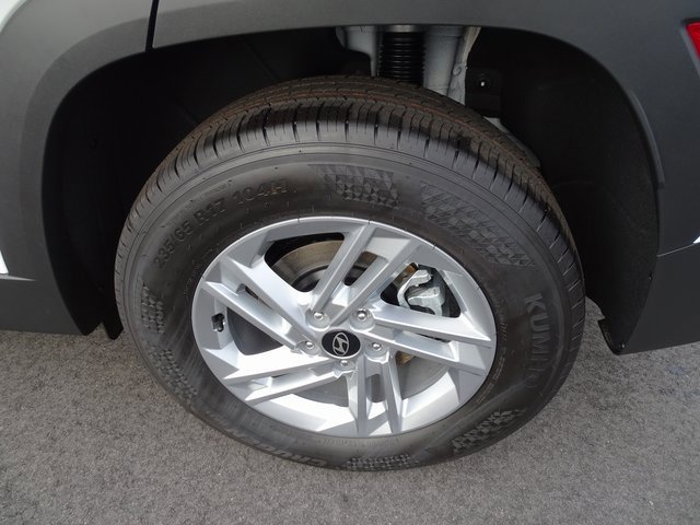 New 2026 Hyundai Tucson SE image 9