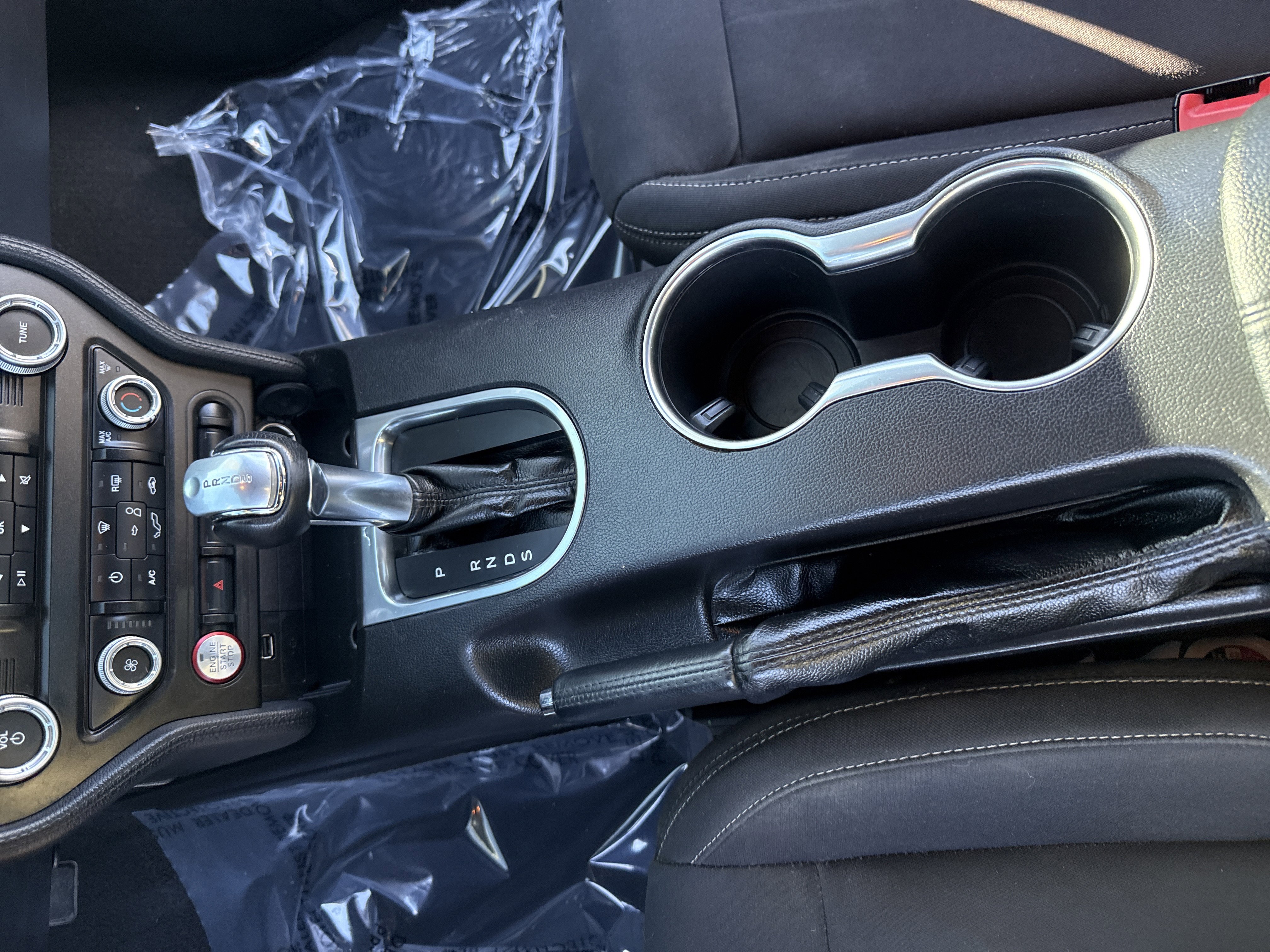 Used 2020 Ford Mustang Coupe w/ Black Accent Package image 27