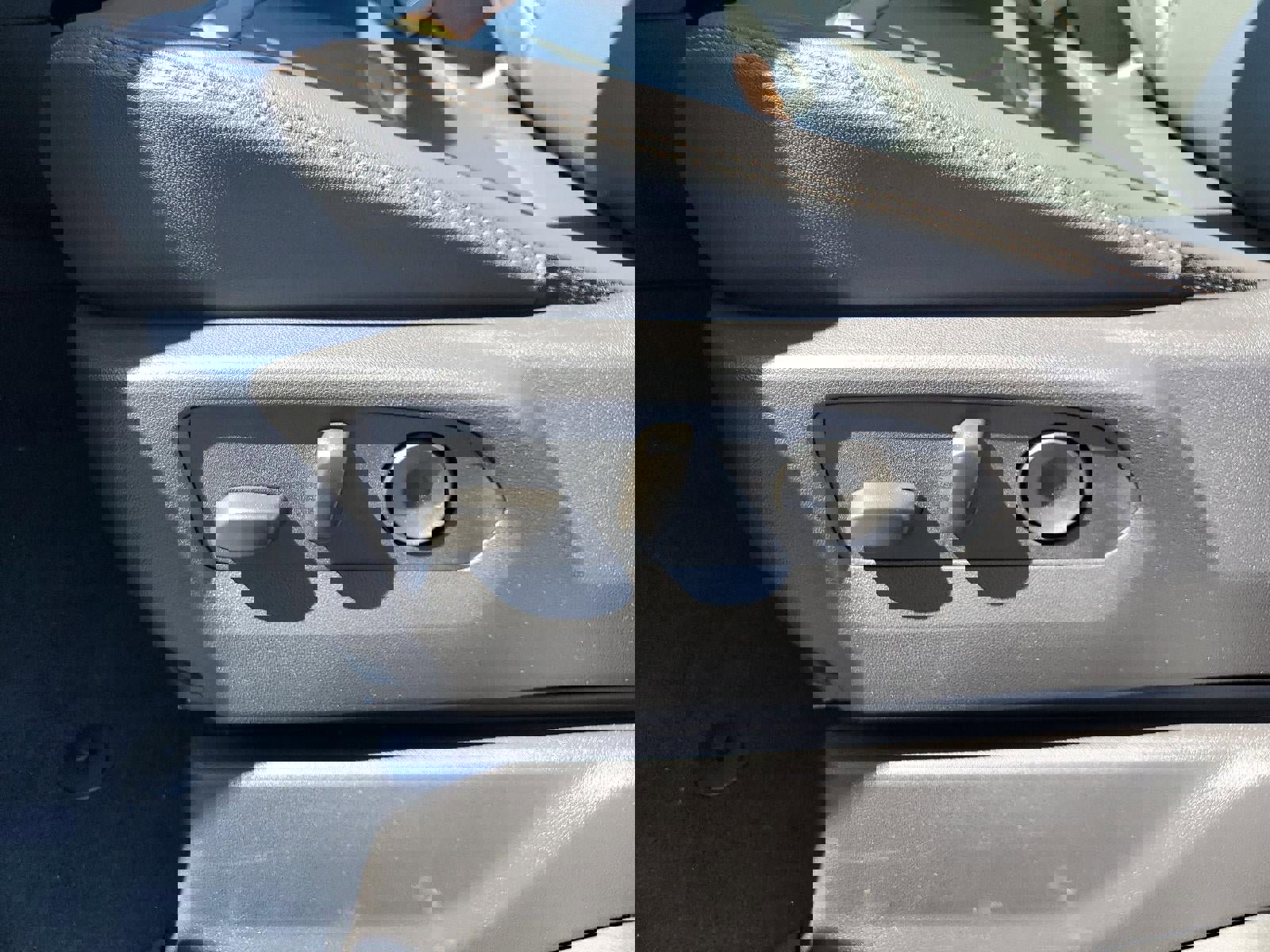 New 2026 GMC Sierra 2500 AT4 image 19