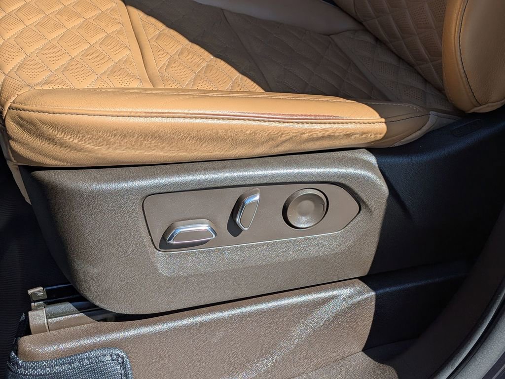 Used 2023 Cadillac Escalade Sport w/ Touring Package image 10