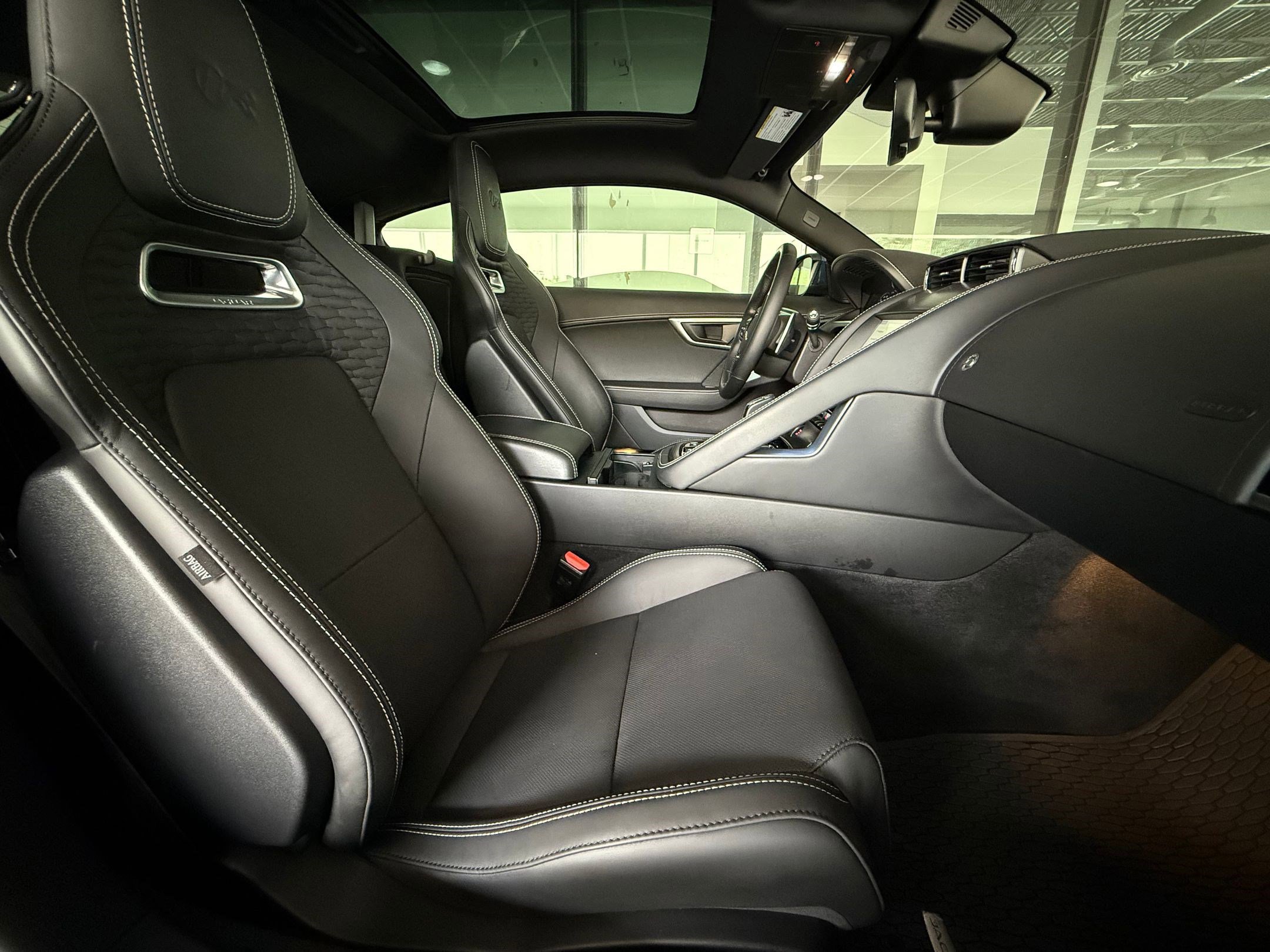 Certified 2023 Jaguar F-TYPE R AWD/4WD image 19
