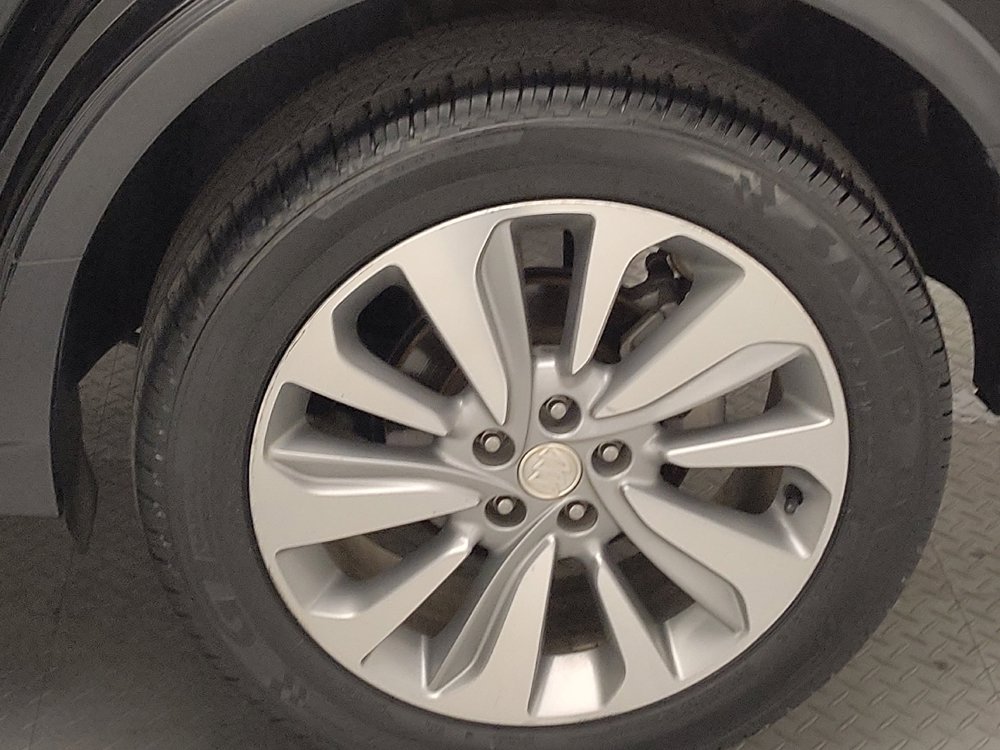 Used 2018 Buick Encore Preferred image 31