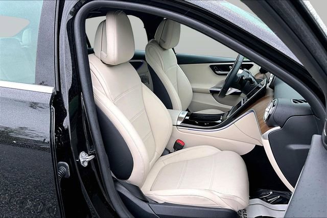 Certified 2023 Mercedes-Benz C 300 4MATIC Sedan image 32