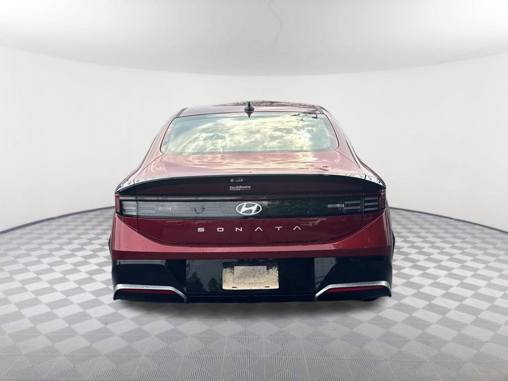 New 2026 Hyundai Sonata SEL FWD image 6