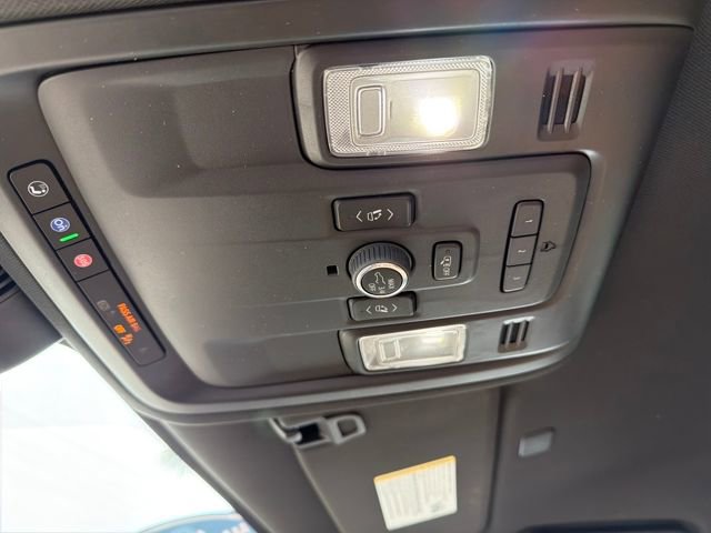 Used 2023 Chevrolet Tahoe Premier image 24