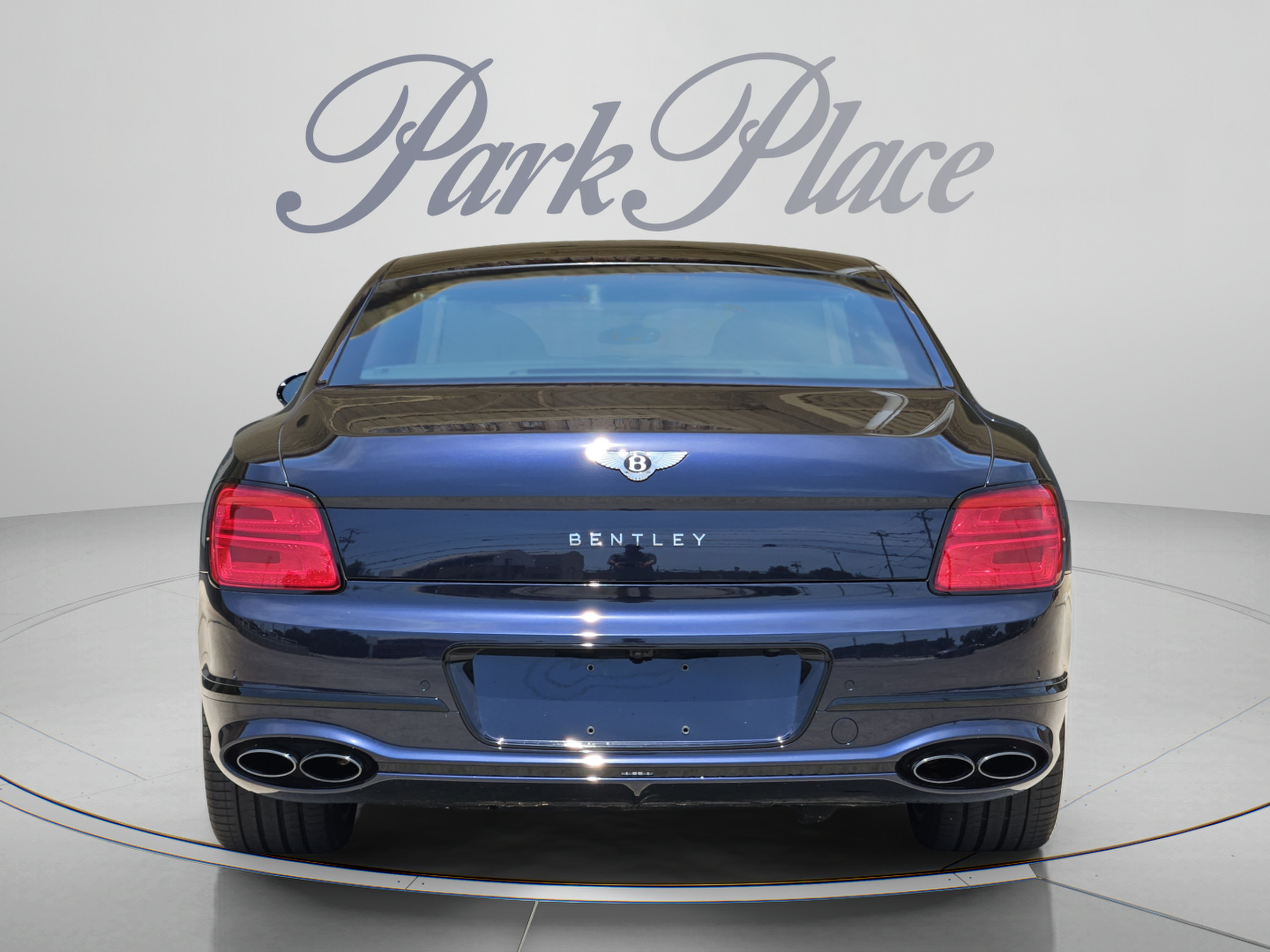 Used 2022 Bentley Flying Spur V8 AWD/4WD image 4