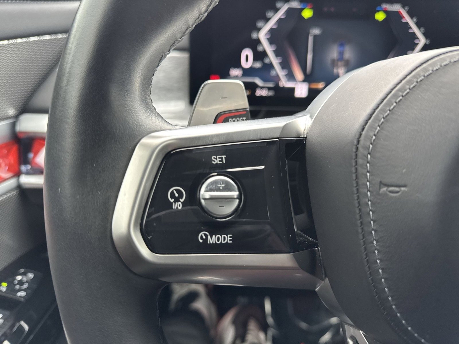 Used 2023 BMW 760i xDrive image 16