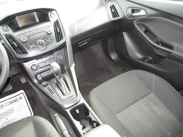 Used 2018 Ford Focus SE image 16