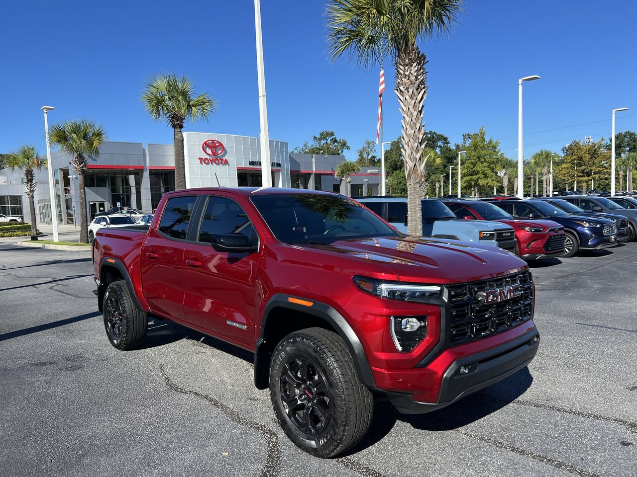 Used 2024 GMC Canyon Elevation w/ Convenience Package RWD image 2