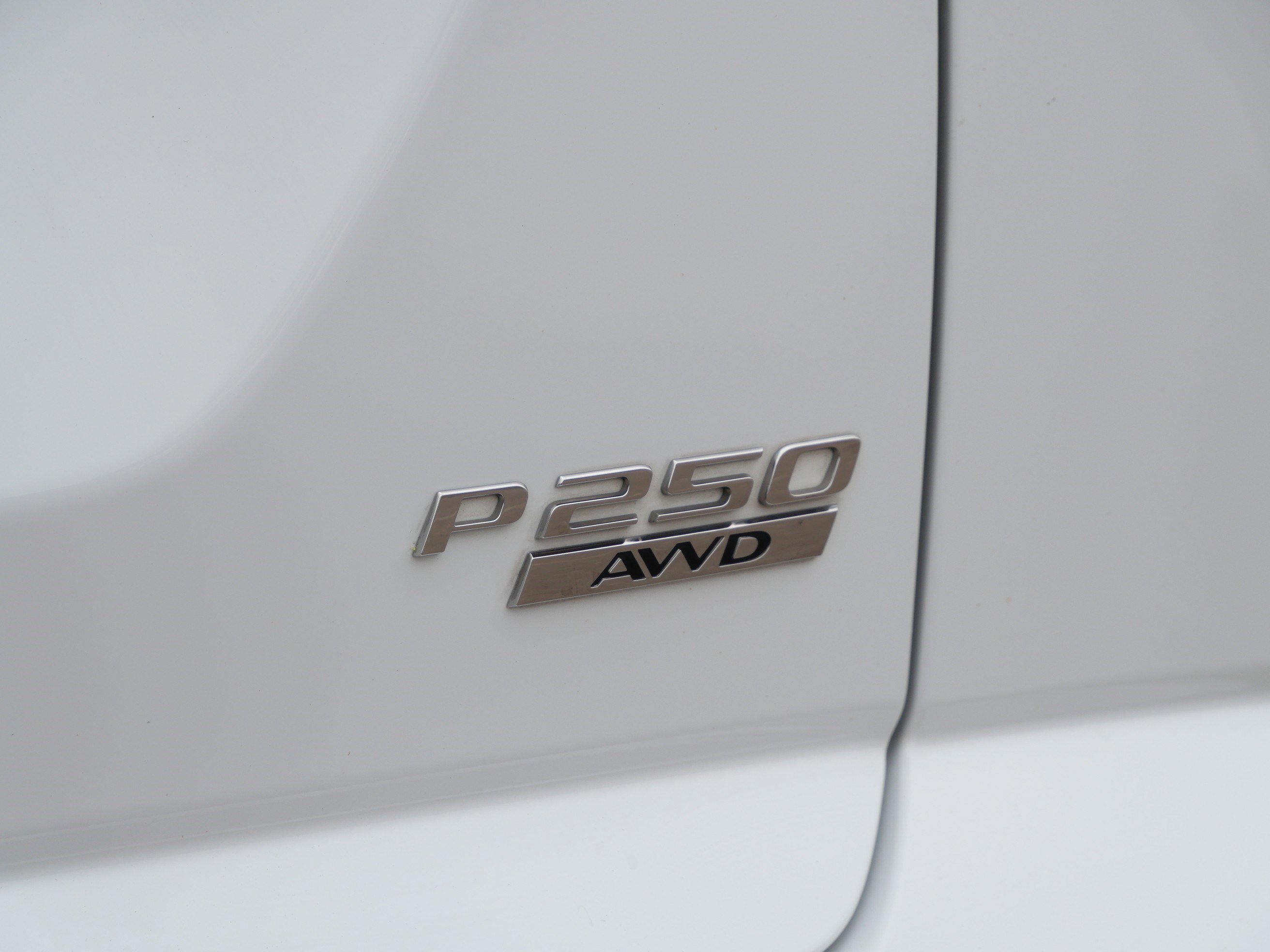 Used 2019 Jaguar E-PACE S image 12