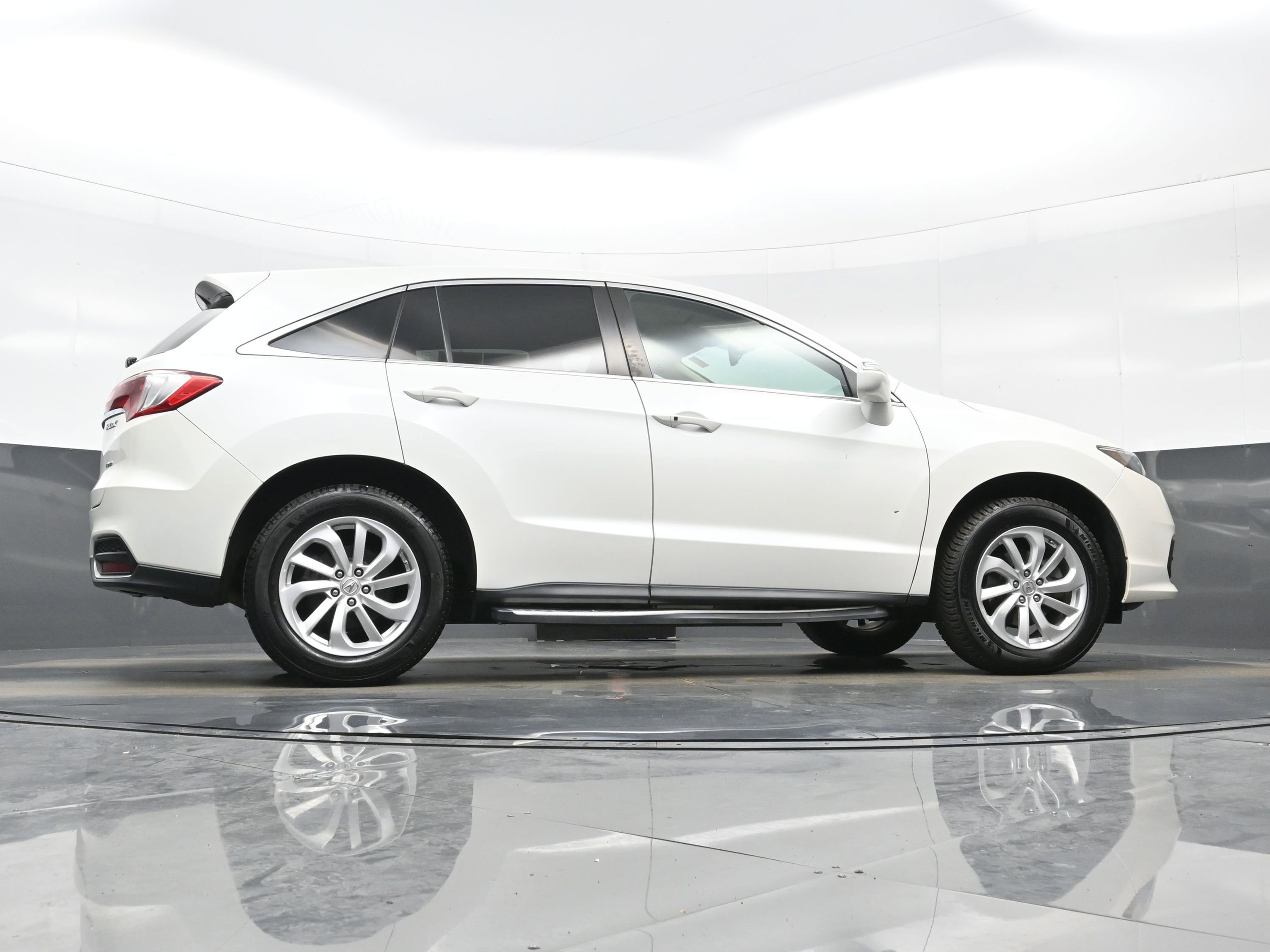 Used 2016 Acura RDX AWD w/ Technology Package image 36