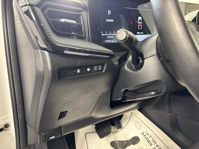 Used 2025 Nissan Kicks SR w/ SR Premium Package AWD/4WD image 18