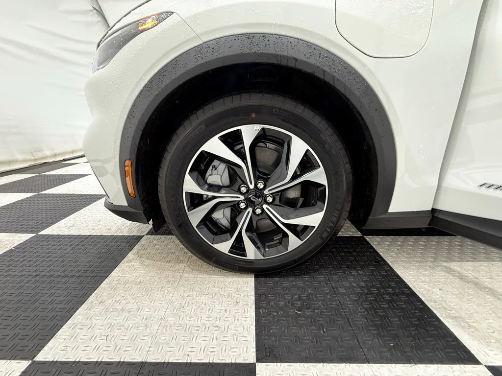 New 2025 Ford Mustang Mach-E Select w/ Interior Protection Package image 9