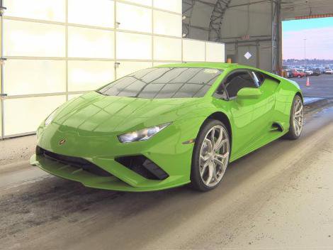 Used 2021 Lamborghini Huracan EVO image 2