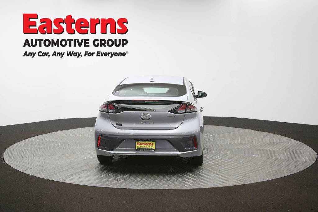 Used 2022 Hyundai Ioniq SEL FWD image 36