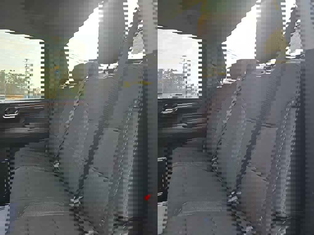 Used 2024 Chevrolet Silverado 2500 LT image 29