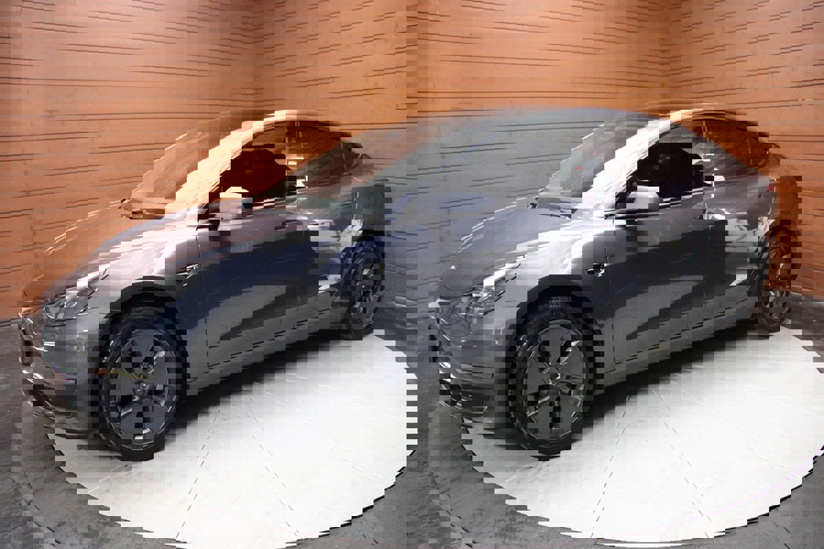 Used 2023 Tesla Model 3 Standard Range RWD image 7