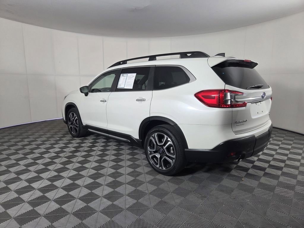 Used 2024 Subaru Ascent Touring image 8
