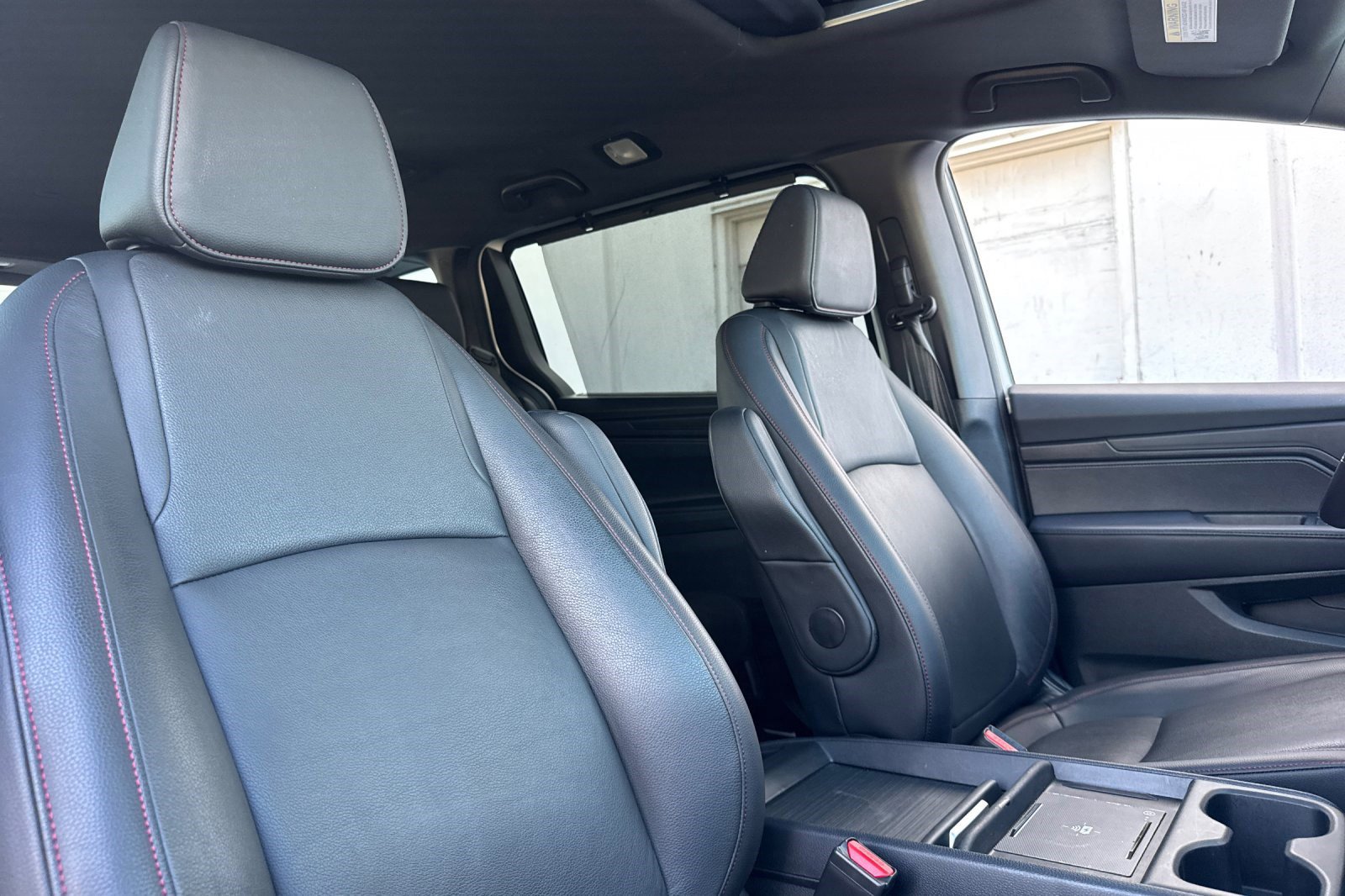 Used 2025 Honda Odyssey Sport-L image 30