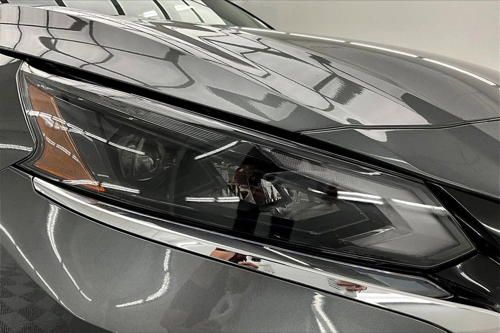 Used 2024 Nissan Altima 2.5 S image 29