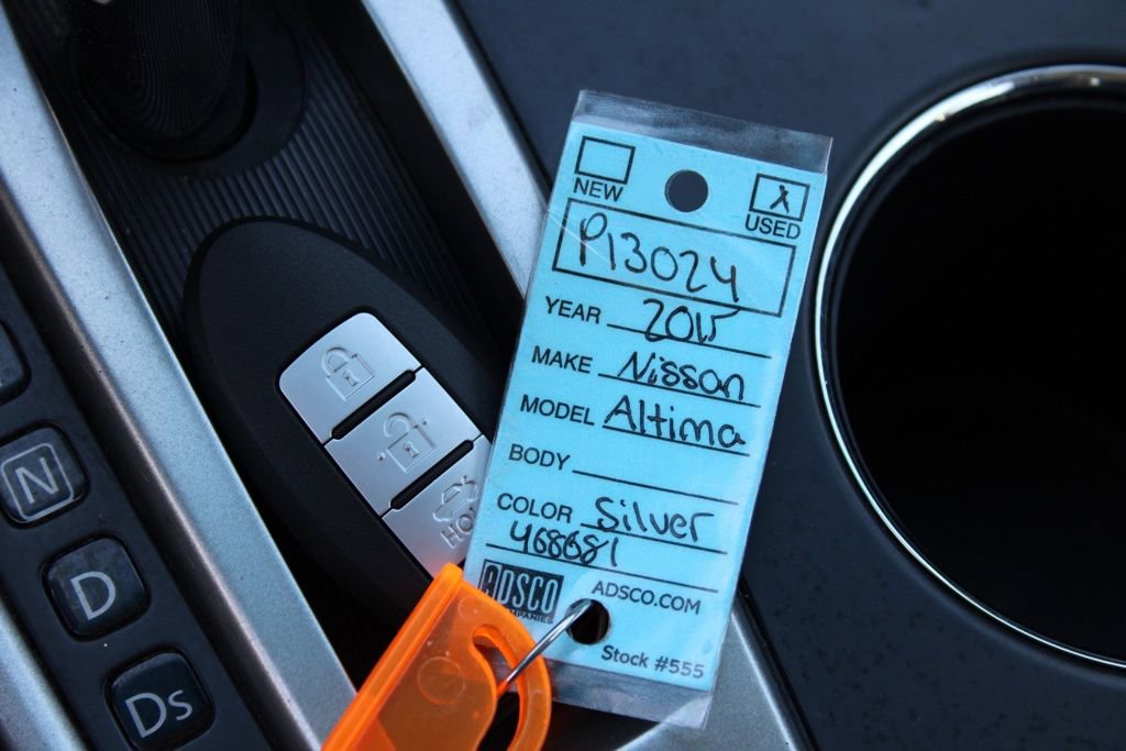 Used 2015 Nissan Altima 2.5 SV w/ Convenience Package image 32