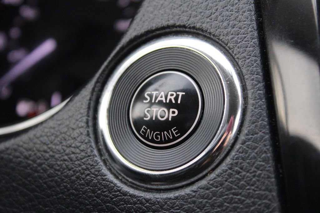 Used 2016 Nissan Rogue SV image 28