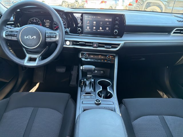 Used 2022 Kia K5 LXS FWD image 9