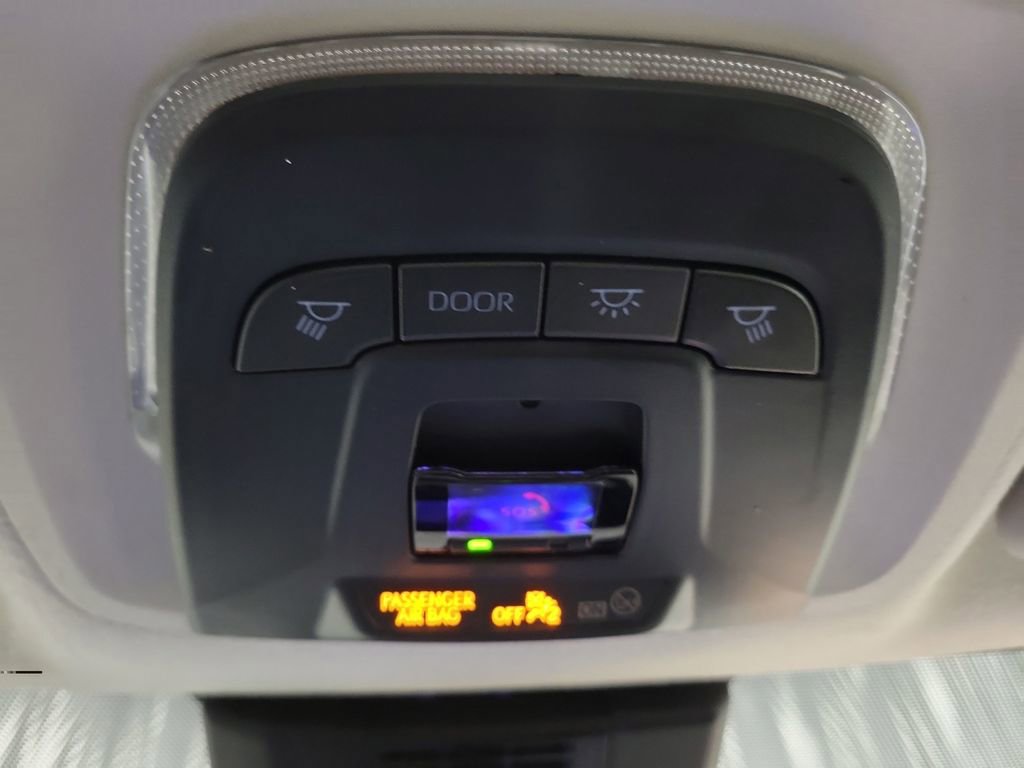 Used 2023 Toyota Corolla LE image 21