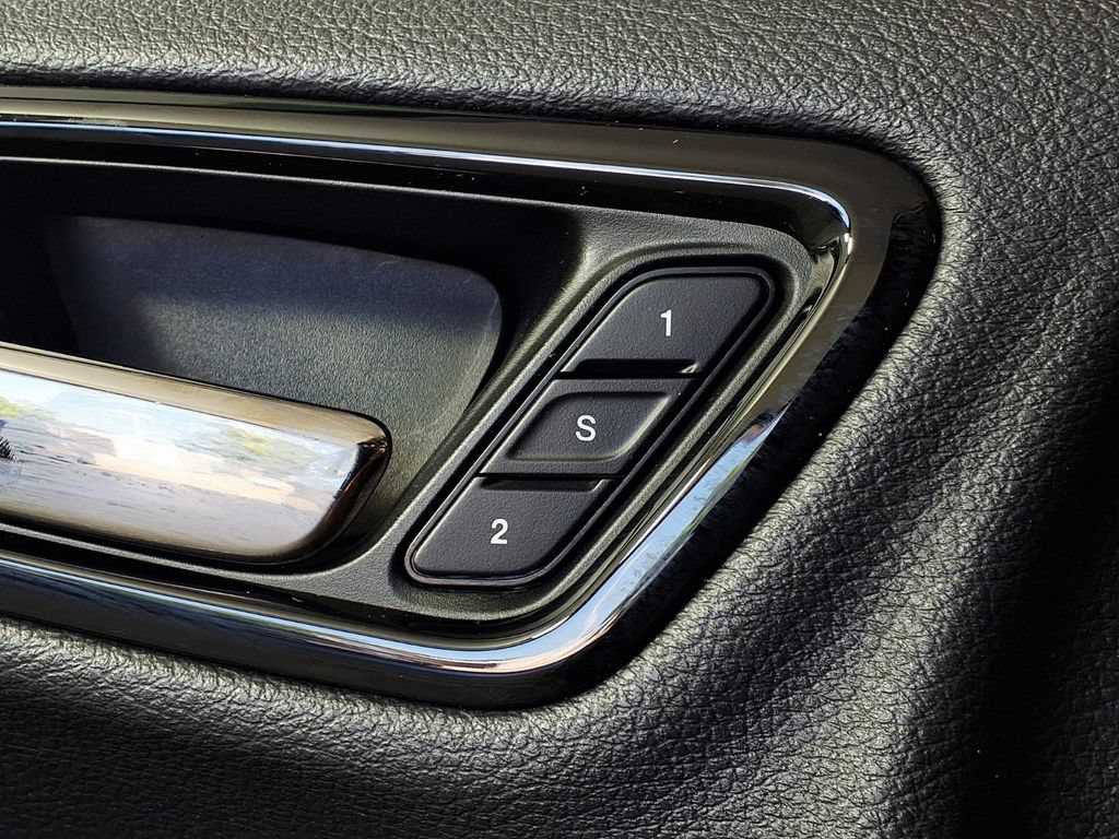 Used 2023 Dodge Durango GT RWD image 18