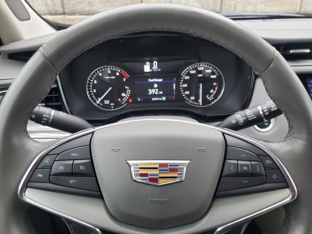 Used 2023 Cadillac XT5 Premium Luxury w/ LPO, Floor Liner Package AWD/4WD image 21