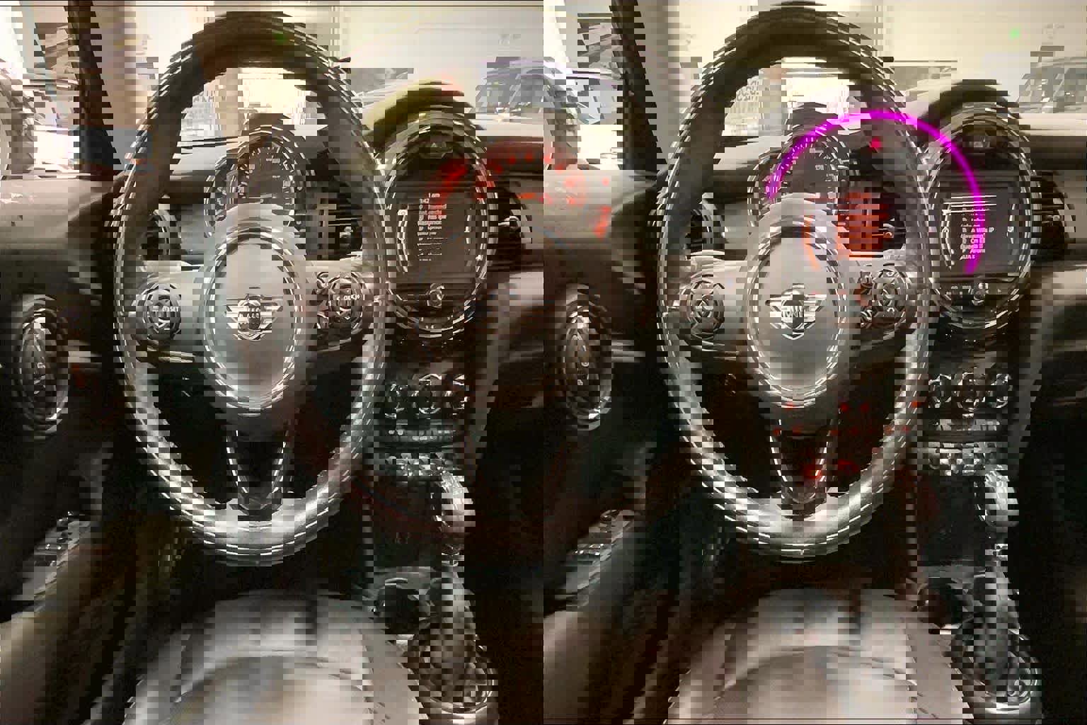 Used 2017 MINI Cooper 2-Door Hardtop image 5