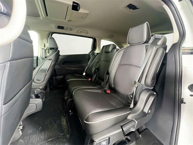 New 2026 Honda Odyssey Touring image 23