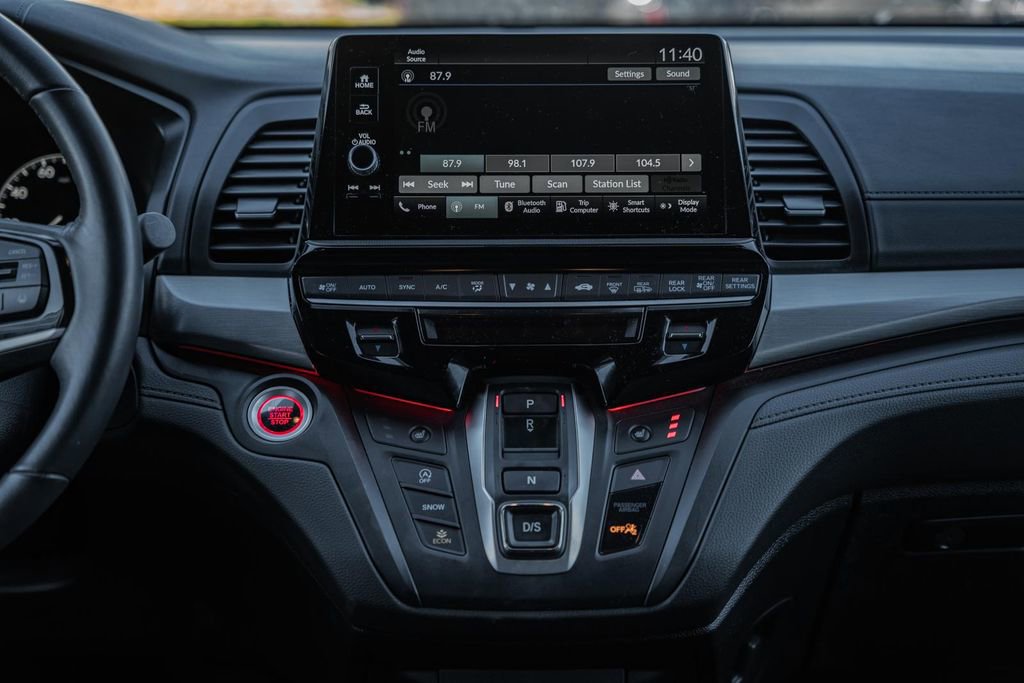 Used 2025 Honda Odyssey Sport-L image 19