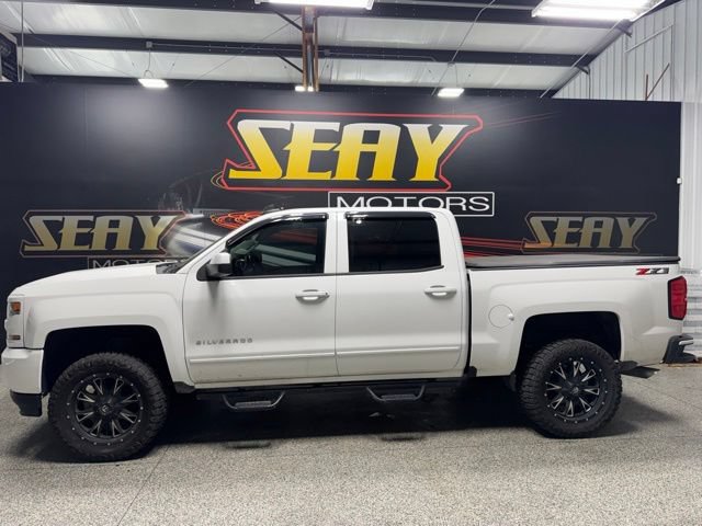Used 2018 Chevrolet Silverado 1500 LT w/ All Star Edition AWD/4WD image 2