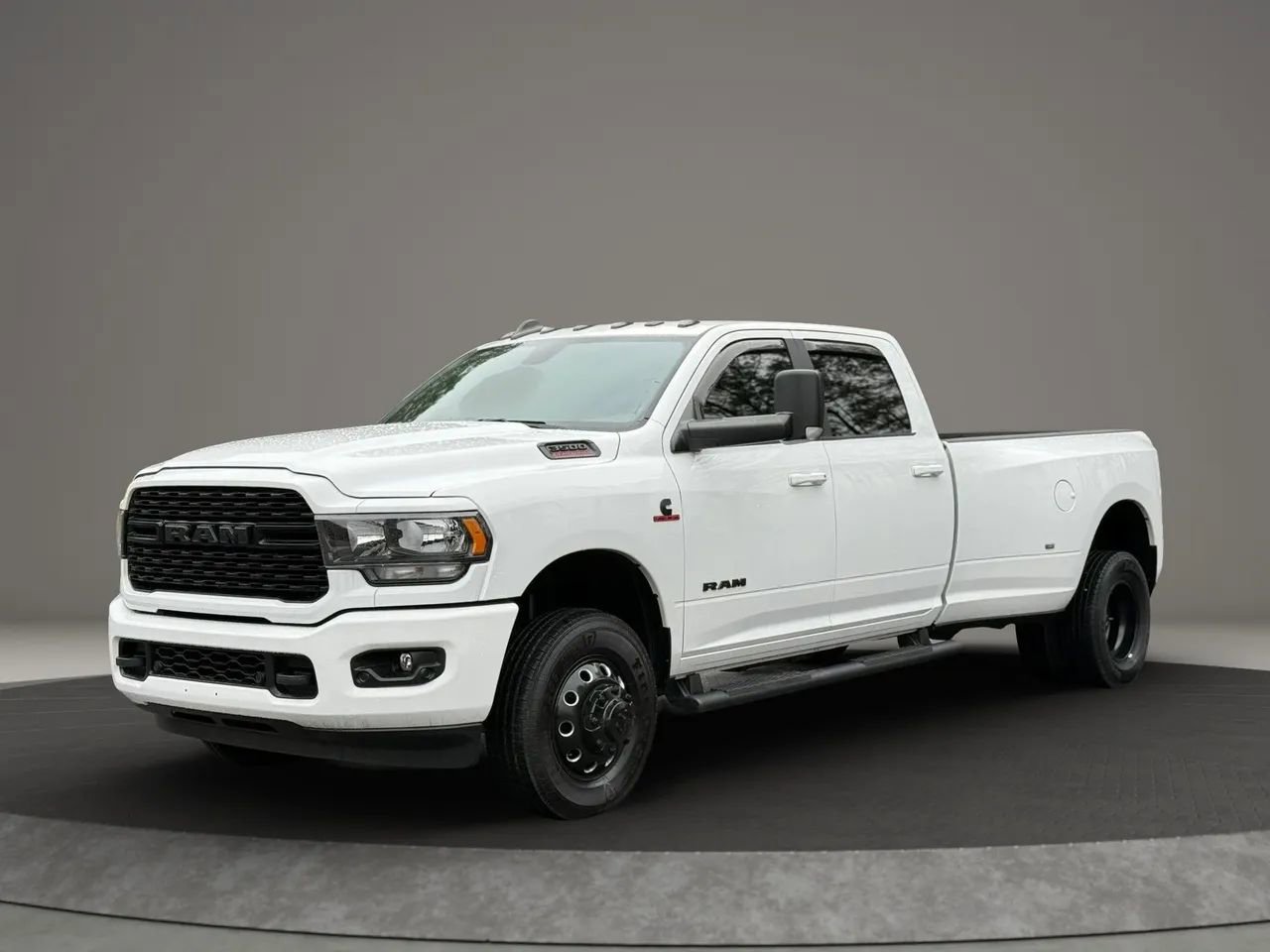 Used 2022 RAM 3500 Big Horn w/ Night Edition image 1