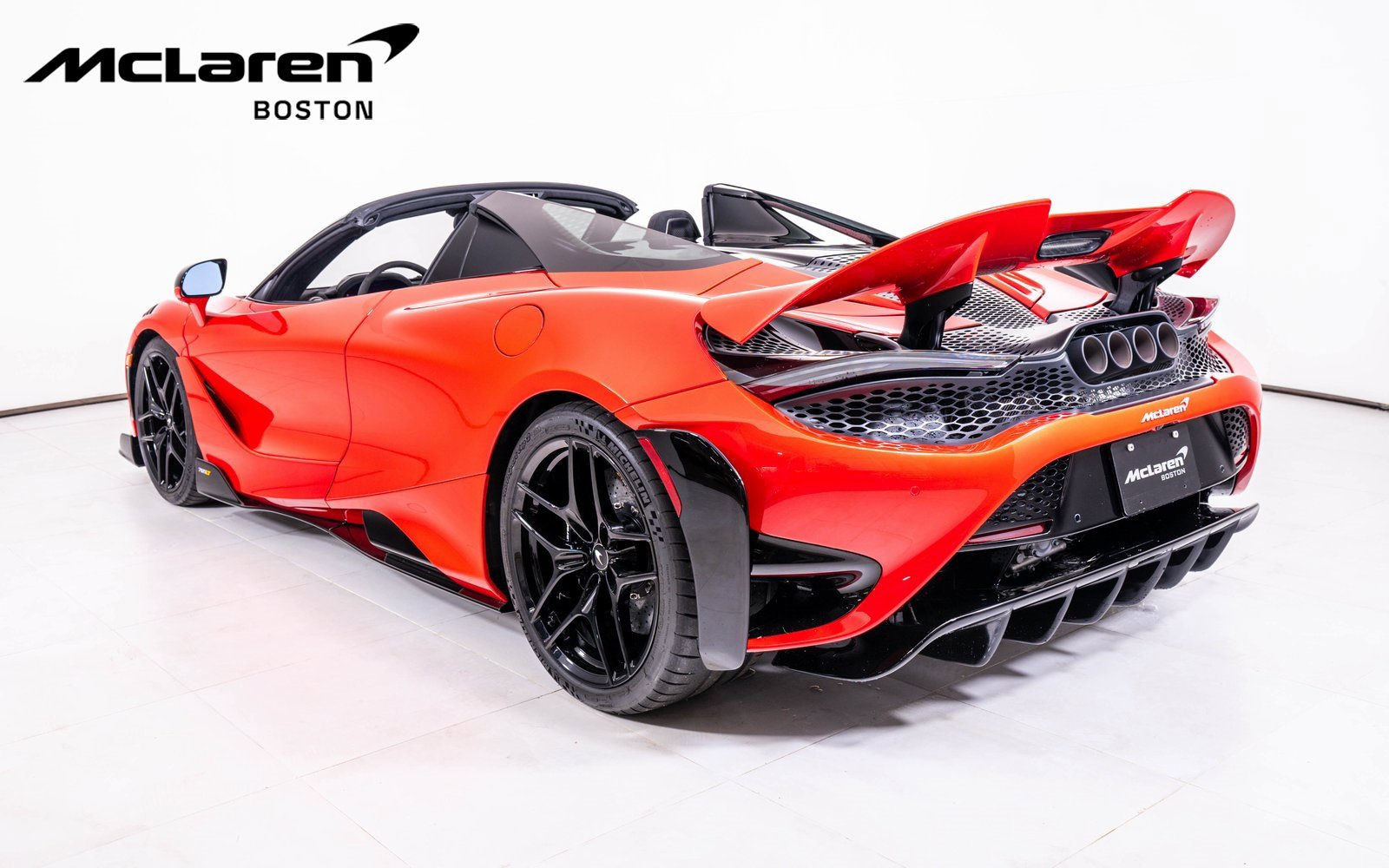 Used 2022 McLaren 765LT image 5