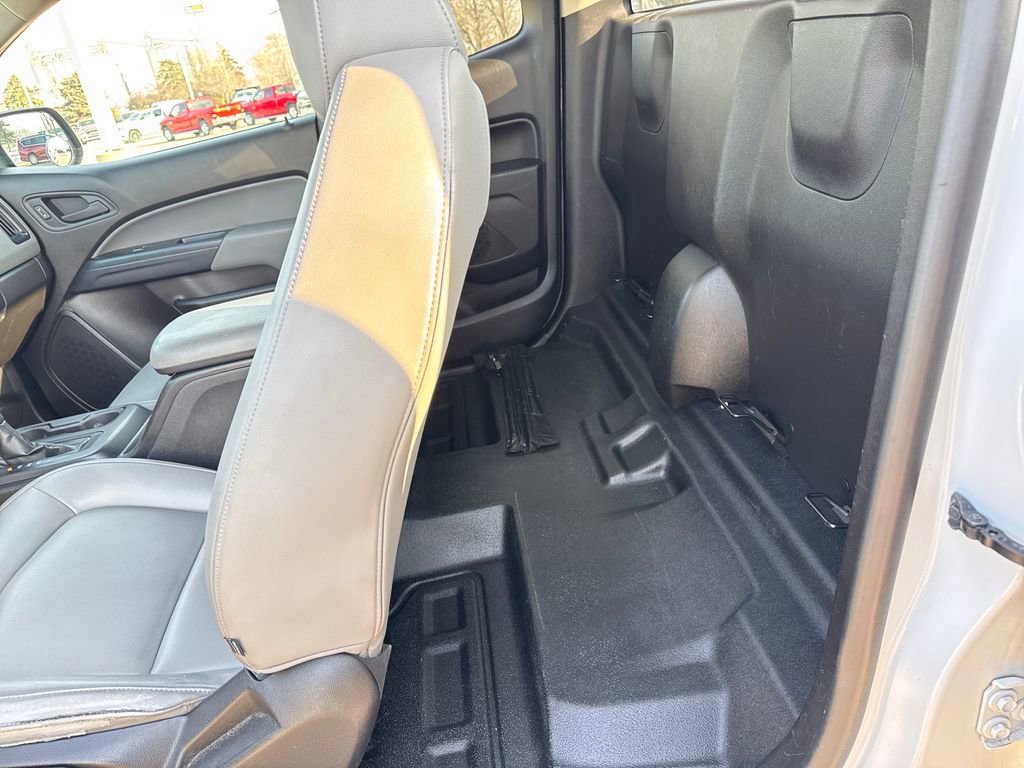 Used 2018 Chevrolet Colorado W/T image 24