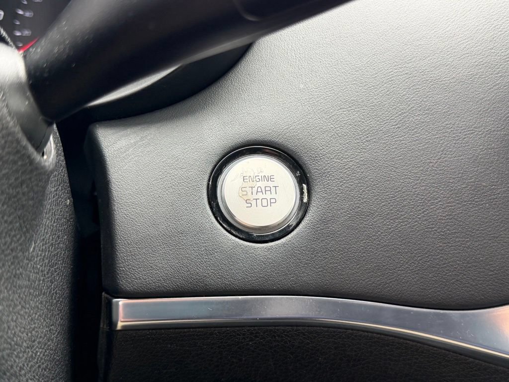 Used 2019 Kia Stinger GT1 RWD image 28