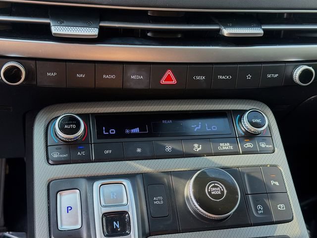 Used 2023 Hyundai Palisade SEL FWD image 13